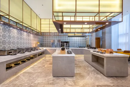 Vienna International Hotel (Yanting Longfenggu)