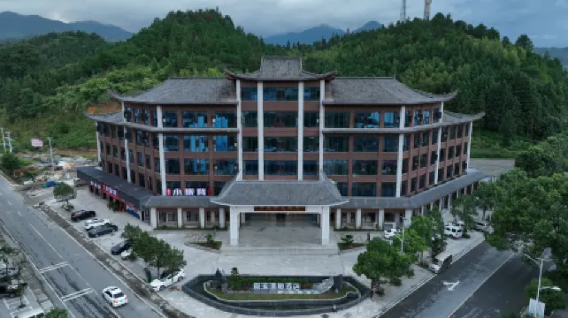 Guanxi Hot Spring Hotel