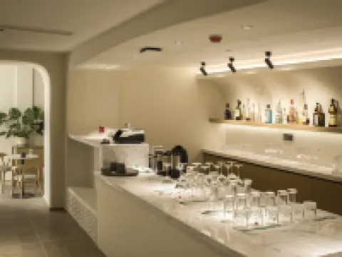 Qingting · Lyric Courtyard Hotel (Zhongshan Road Metro Station, Zhanqiao, Qingdao) โรงแรมในชิงเต่า