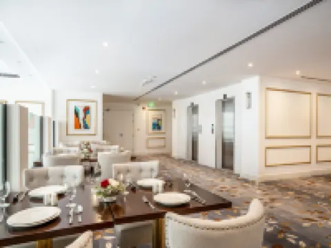 Sherao Hotel Doha - Next to National Museum of Qatar & Metro 도하 호텔