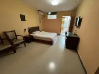 Jishui Business Hotel