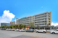 Urban Convenience Hotel (Foshan West Station Shishan Science and Technology East Road Branch)