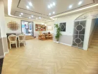 Baili Rhododendron Fenghuaxueyue Vacation Apartment