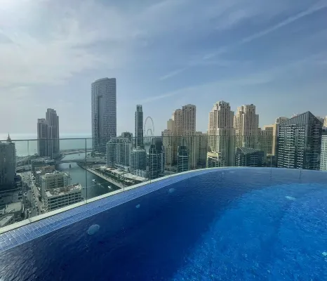 Dubai Marina Walk Gem Modern Apt with Pool & Gym access, Steps to Beach & Metro - 1-Sterne