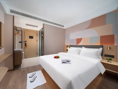 Yunzhishang Hotel (Kunming Xiaocaiyuan Subway Station Jiang'an Park) Hotels in Lianhuachi Area