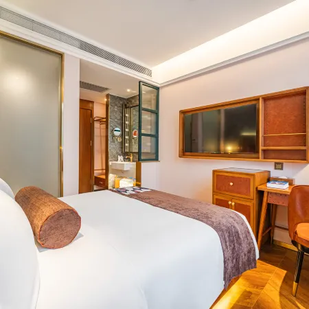 James Joyce Coffetel Hotel (Beijing Sanlitun Hujialou Subway Station) Отели рядом с достопримечательностью «Станция метро Dongdaqiao»