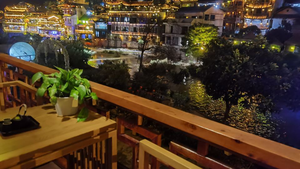 Wenxi Lanyue Homestay (Furong Town Waterfall Branch)