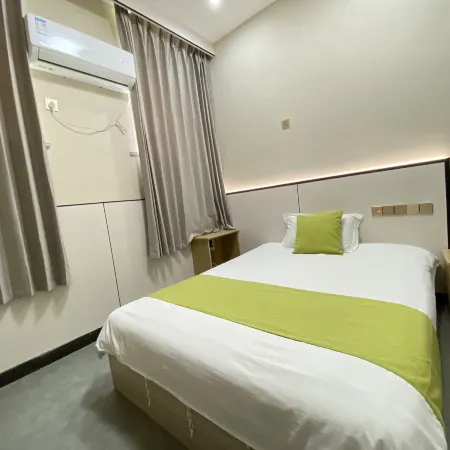 Tongling Yajie Hotel
