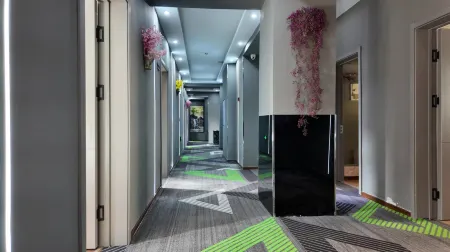 Harbin Jinrui Hotel Отели рядом с достопримечательностью «Former Residence of Xiao Hong»