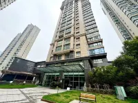 Shanghai Bund Huaman Apartment Hotels in 