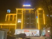 Lushan Gaoyi Hotel (Sudao Ruiqin Lake Side Store) Hotels near Lu Mountain Ropeway