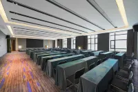 Batang Wanhui International Hot Spring Hotel Hotels in Batang