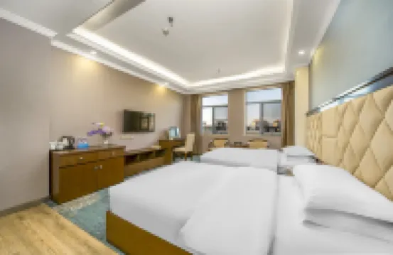 Leping Century King Hotel