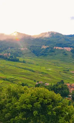 Yuanyang Duoyishu Yiqiutian Inn Hotel di Yuanyang