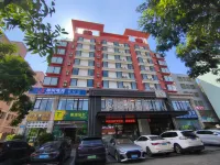 Luban esports hotel (Haikou Meiyuan Road No.4 Middle School Branch)