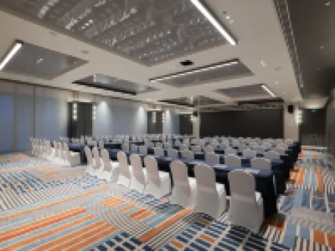 Novotel Zibo New Hong Cheng 淄博のホテル