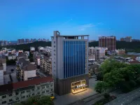 Huancheng Hotel (Hubei University of Science and Technology Branch) Hotels in Xianning