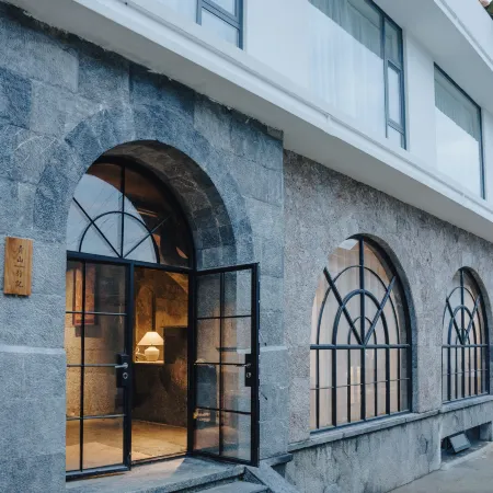Dali Qingshan Xingji · Scenic Apartment (Erhai Lake Shuanglang) โรงแรมในต้าหลี่