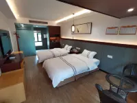 Zhiqing Hostel - Balkoner