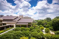 Linyin Holiday Hotel Hotels near Hunan Environment Biological Polytechnic (South Campus)