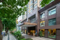 Rezen Select Pansoda Hotel (Foshan Qiandeng Lake Park) Hotels near Thousand Lantern Lake Park