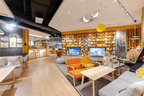 Jinnang Youth E-sports Hotel (Haikou Guomao Road)