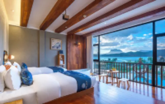 Joy Luck Huahu Resorts