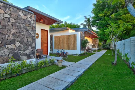 Ponte Villas Отели рядом с достопримечательностью «Gili Trawangan Turtle Hatchery»