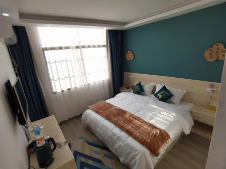 Ludian has not seen the Garden Hotel for a long time Отели в г. Лудян