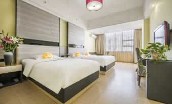 Boutique Holiday Hotel (Beihai RT-Mart High-speed Railway Station)