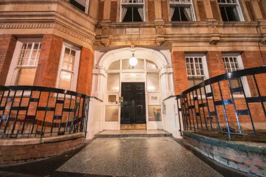 1 號宅邸公寓 - 曼斯利酒店