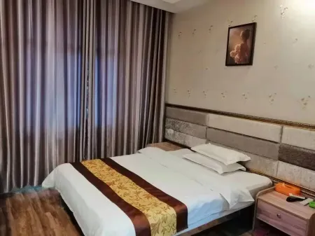 Yuan'an Niannian Hotel Отели рядом с достопримечательностью «Huajianchi·chunshang Hot Spring Theme Park»