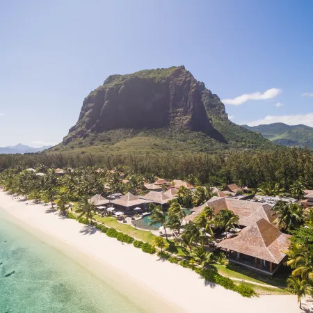 LUX* Le Morne, Mauritius Отели в г. Chamarel