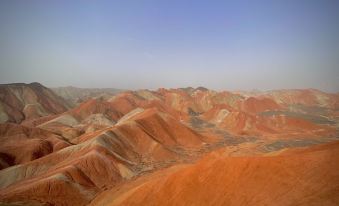 Qicai Danxia Wenzheng Holiday Hotel