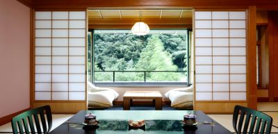 【池の棟】山側・一般客室（和室10畳＋広縁） 箱根湯本温泉 吉池旅館の写真