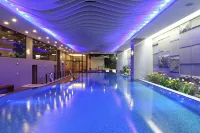 Golden Tulip Aesthetics - Pools