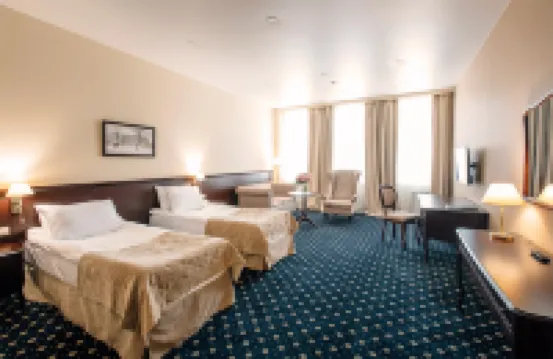 โรงแรมซัน โรงแรมใน