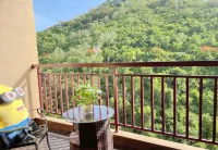 Grand Metropark Bay Hotel Sanya Hotel dekat Sanya Railway Station