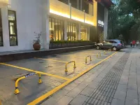 尚泉歷舍第一泉（趵突泉店） - 停車場