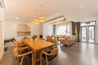 花築·塵外民宿（秦皇島北戴河火車站店）