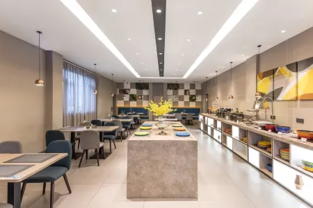 Homeinn Selected Hotel (Suzhou Mudu Old Town) Отели рядом с достопримечательностью «Hongyin Shanfang Resort»