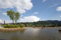 Renli Meisu (Thousand Island Lake Fenkou Branch) Hotel di Chun'an