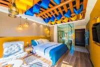 Danbucang Zang Style Lodge