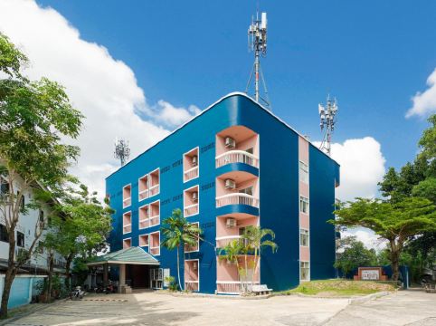 โรงแรมเมธ์ฟ้า