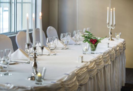 아디나 아파트먼트 호텔 로비