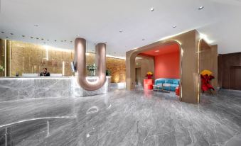 Daqing Alice Hotel - Housity
