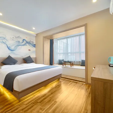 Superior Hotel (Mudanjiang Railway Station Department Store)