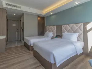Batang Xianyun Hotel