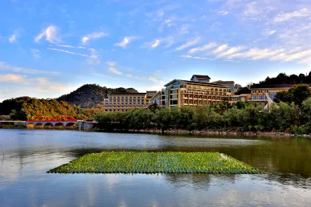Hangzhou Wonderland Hotel Отели рядом с достопримечательностью «Zhejiang A & F University Yijin Campus»