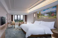 Vienna International Hotel Hotels in Longlin